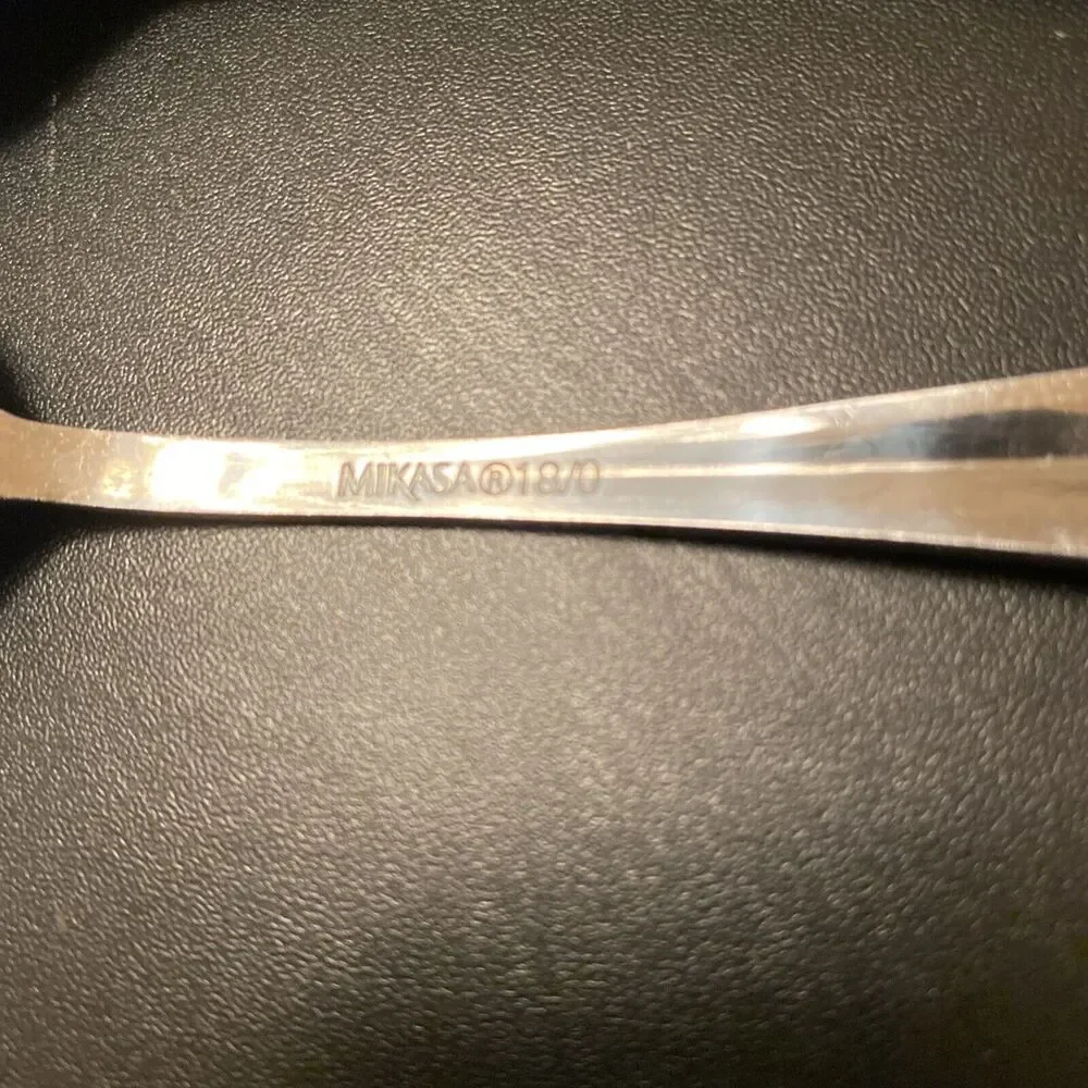 Mikasa stainless 18